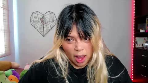 Ely online show from November 17, 2:56 pm