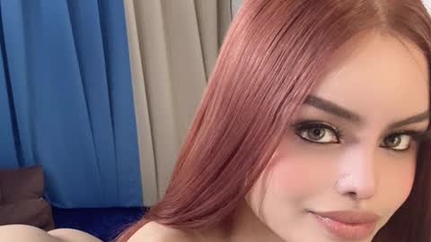 Snapshot of elyshunter chatting on December 3, 3:33 pm ElysHunter the girl will hunt you online show from December 3, 3:33 pm