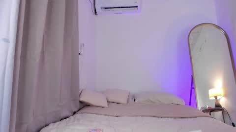 Michelle online show from October 30, 8:09 pm