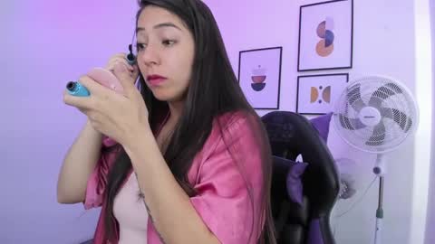 Ema louisx  online show from January 8, 12:47 pm