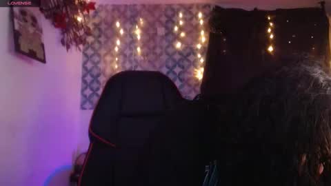 ema_ploxx online show from October 3, 5:37 am