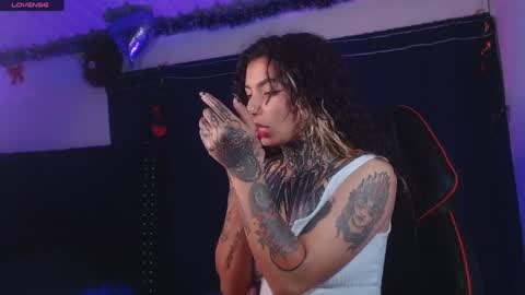 ema_ploxx online show from March 19, 2:59 am