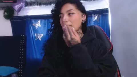 ema_ploxx online show from April 15, 2:46 pm