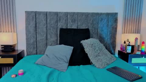 Ema online show from October 21, 12:11 am