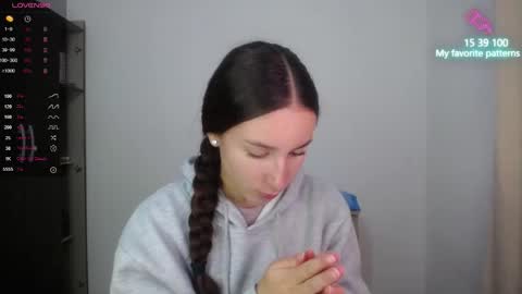  Emaa  online show from November 12, 9:36 pm