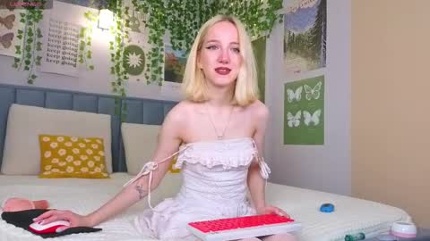 Emma online show from October 11, 12:04 pm