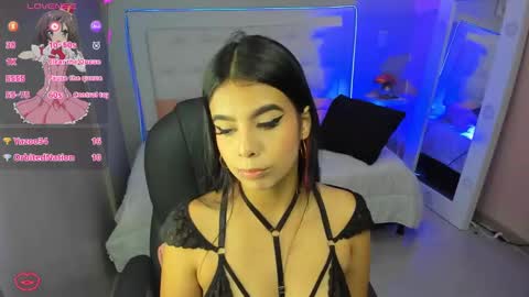 Snapshot of emalinda__hills chatting on February 9, 6:26 pm EMA online show from February 9, 6:26 pm