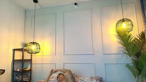 Snapshot of eman_wave chatting on June 1, 11:56 am eman_wave online show from June 1, 11:56 am