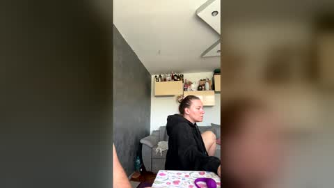 emanuel_berta online show from April 25, 12:19 pm