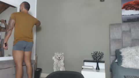 emanuelspencer online show from March 30, 1:17 am