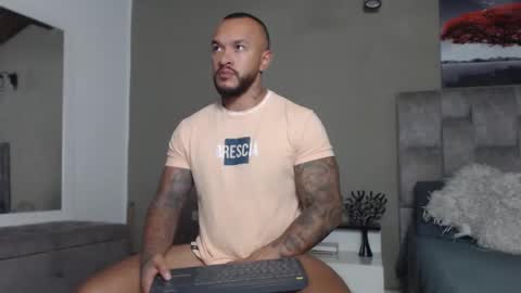 emanuelspencer online show from March 31, 11:05 pm