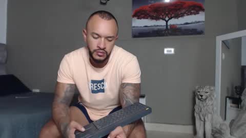 emanuelspencer online show from May 28, 5:27 am