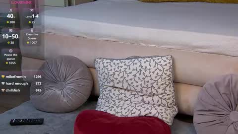 Snapshot of emawil chatting on September 23, 2:09 pm emawil online show from September 23, 2:09 pm