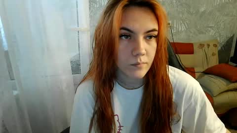 ember__fox online show from June 2, 10:17 am