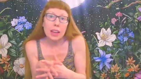 Snapshot of ember_starleena chatting on July 21, 3:14 pm Ember Starleena online show from July 21, 3:14 pm