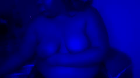 Snapshot of emberjoywoods chatting on November 1, 1:29 am Empress Ember online show from November 1, 1:29 am