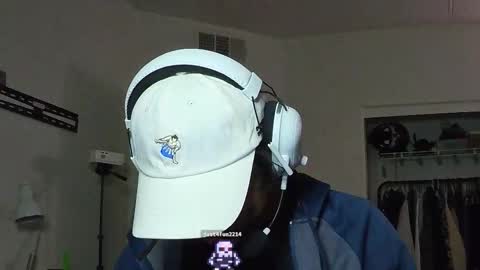 embersboudoir online show from November 7, 4:01 am