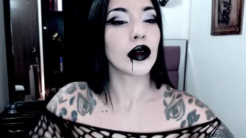 Emerald Black online show from October 8, 6:00 am