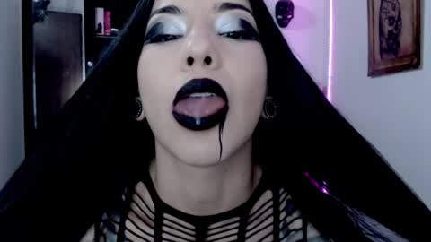 Emerald Black online show from February 21, 5:52 am