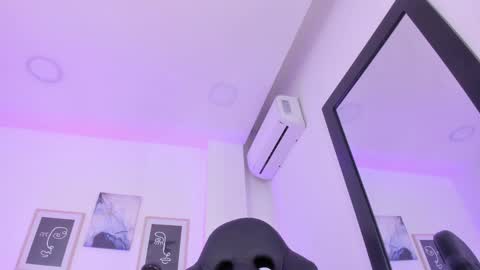 emelie_89 online show from February 26, 3:08 pm