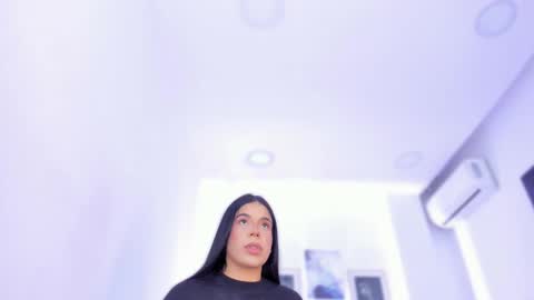 emelie_89 online show from September 9, 11:54 am