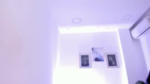 emelie_89 online show from September 19, 11:55 am