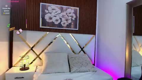 Emily  online show from December 18, 2:50 am