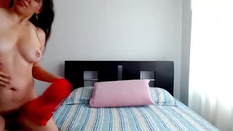 emely_sexx online show from December 1, 3:50 pm