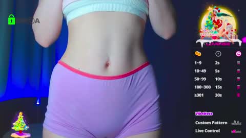 Snapshot of emelycrystal chatting on January 18, 2:25 am Emely online show from January 18, 2:25 am