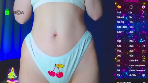 Snapshot of emelycrystal chatting on February 3, 1:30 am Emely online show from February 3, 1:30 am