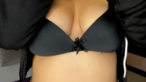 Emely online show from April 5, 3:47 am