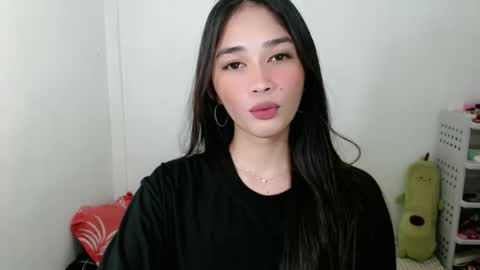 Snapshot of emelyn_fuckdoll chatting on April 28, 9:53 pm Scarlett online show from April 28, 9:53 pm