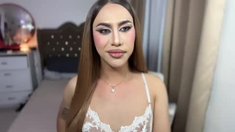 EMELY online show from February 15, 7:27 am