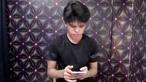 Snapshot of emerald_cummer chatting on September 16, 1:45 pm emerald_cummer online show from September 16, 1:45 pm