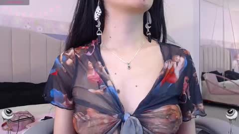 Snapshot of emerald_gh chatting on October 15, 11:16 pm Danna online show from October 15, 11:16 pm