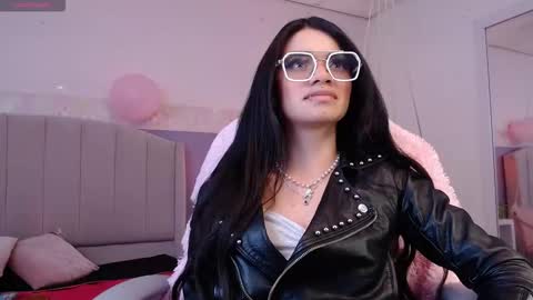 Danna online show from February 8, 5:33 am