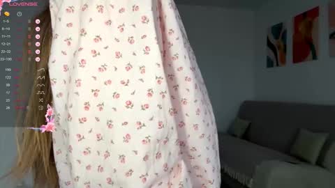 Gily online show from December 3, 4:42 am