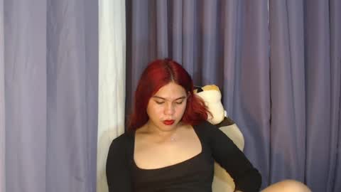 Chelle  dont forget to folloe me and thumps up online show from July 5, 4:07 am