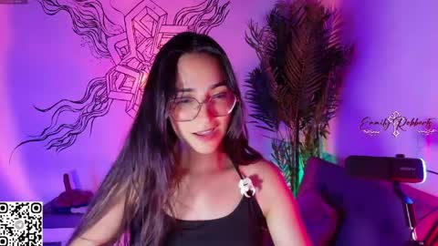 Emmily Roberts online show from April 20, 1:19 am