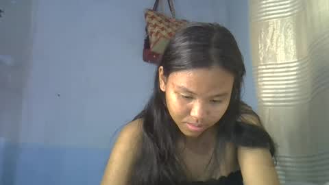 Snapshot of emiehottie chatting on July 4, 7:53 pm Ami online show from July 4, 7:53 pm