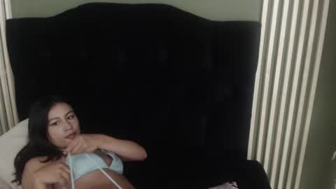 Emilia Gomez online show from January 15, 10:02 pm