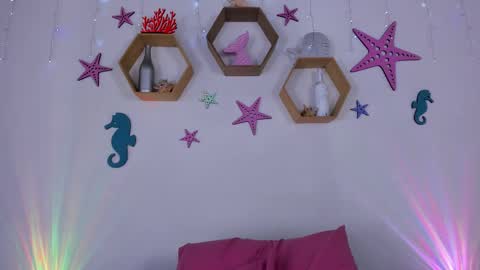 Emily  online show from February 27, 9:11 am