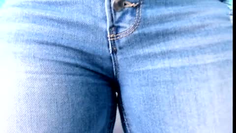 Emily online show from February 21, 11:44 am