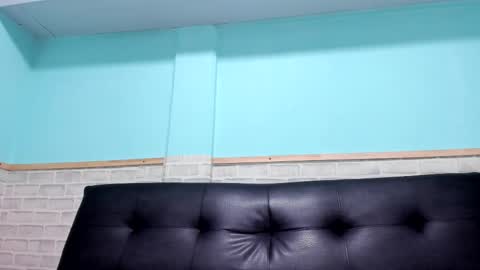 Emily online show from October 5, 1:42 pm