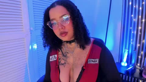   online show from December 12, 4:48 am