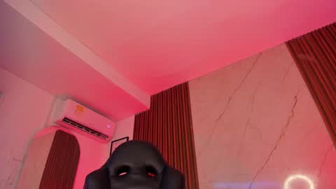   online show from December 12, 9:04 pm