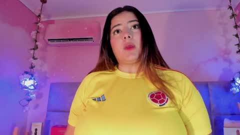 Emiily Grace online show from May 31, 11:28 am