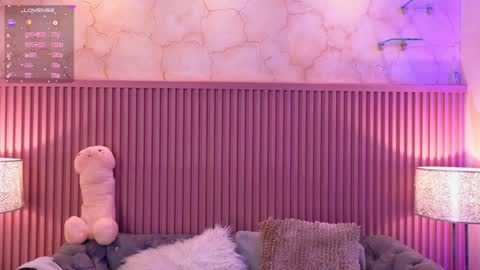 Emily online show from January 13, 3:36 pm