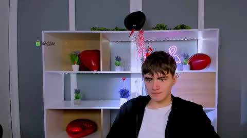 emil_lucky online show from February 14, 11:07 am