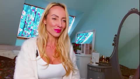 Emila online show from March 23, 10:41 am